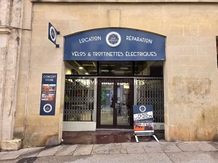 murs commerciaux 100 m² - le peyrou