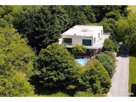 grande maison contemporaine