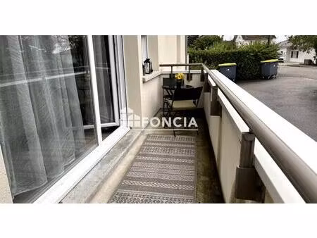 beau t2 de 41 61 m2 avec terrasse situé à serre les sapins dans une petite copropriété réc