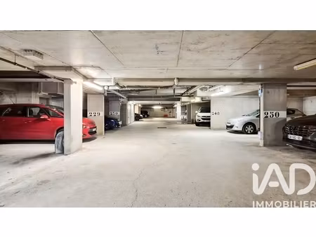 vente parking undefined m²