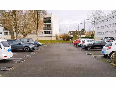 parking t - champagne-sur-oise - 9050 93 2 -9050 93-3