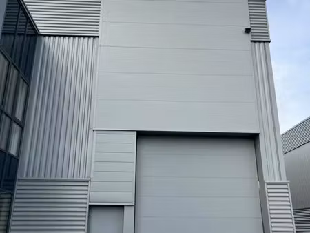 local d'activite a vendre