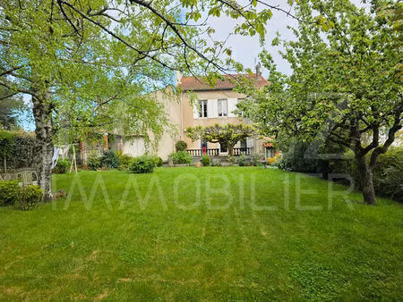 maison aussillon 7 pièce(s) 185 m2