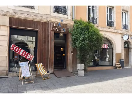 à louer : local commercial d'exception au cœur de chalon-sur-saône !