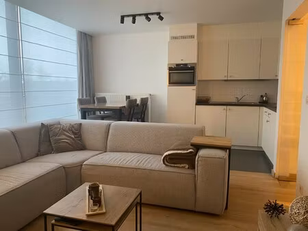 appartement te huur in oosteeklo met 2 slaapkamers