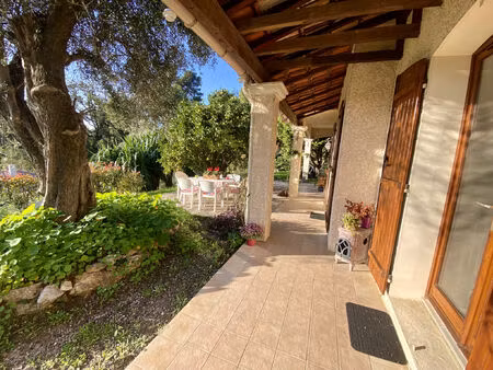 vente maison 6 pièces 122 m² carros (06510)