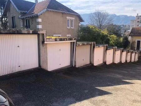 location parking aix les bains 73100