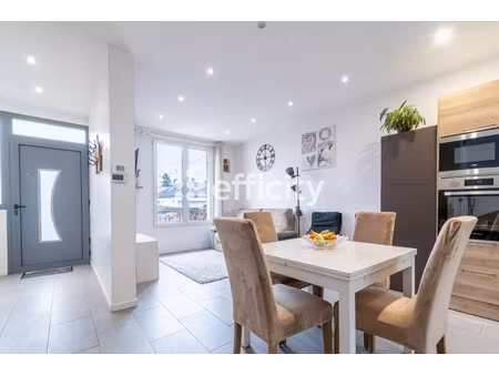 maison 4 pièces - 60 m²