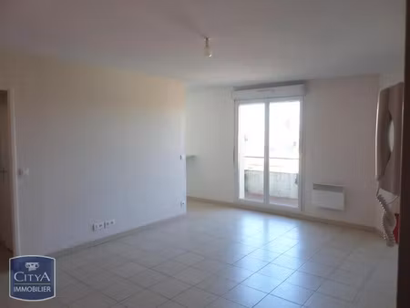 appartement à louer 2 pièces 53.6 m² - hénin-beaumont (62) - 616€