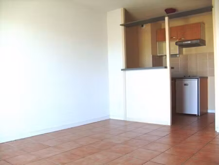 appartement 2 pièces de 37 04 m² avec pisine et salle de sport