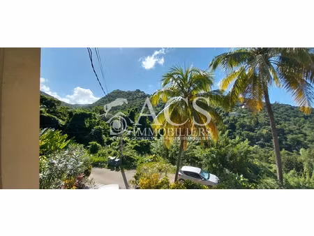 t4 haut de villa - le carbet