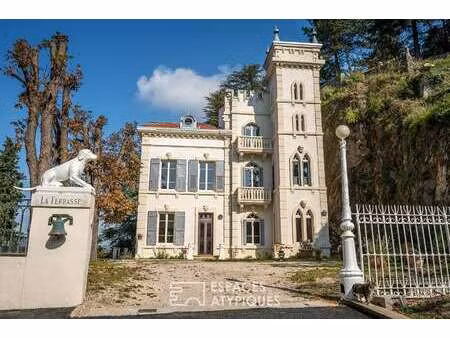 maison de luxe à vendre à tournon-sur-rhône : 1 200 000 € | 310m²