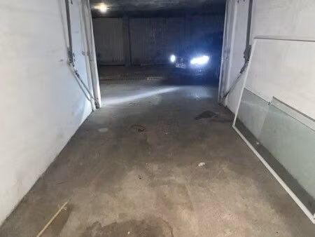 garage/box