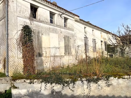 vente maison 5 pièces 211 m² romegoux (17250)