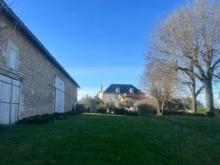 vente maison 11 pièces 318 m² saint-thomas-de-conac (17150)