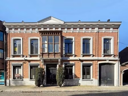 volledig gerenoveerd herenhuis