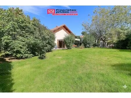 maison individuelle 5 pièces  104 m² sur terrain 1100 m² piscinable