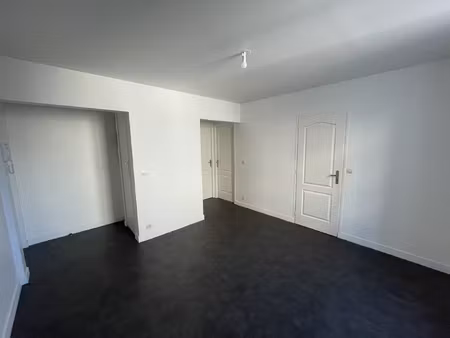location appartement 2 pièces 35m² etampes 91150