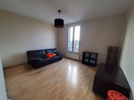 location appartement 3 pièces 53m² villemomble 93250