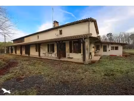 maison en pierre de 5 pièces principales