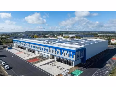 plateforme logistique - 1 075 m² divisibles a partir de 3 256 m² - conflans-sainte-honorin