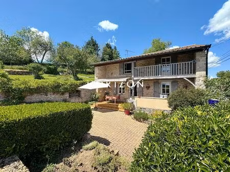 pr cluny : maison 155 m2  4 ch  4300 m² terrain