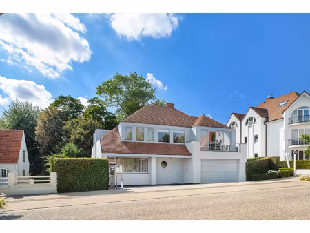 huis te koop in knokke-heist met 4 slaapkamers