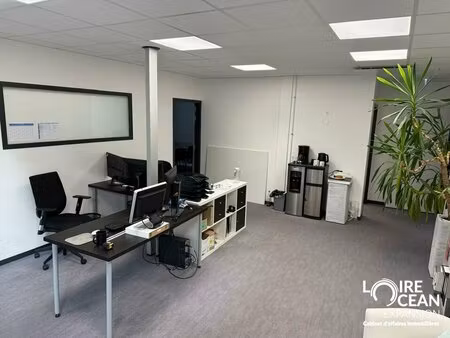 location local professionnel 103m² vertou 44120