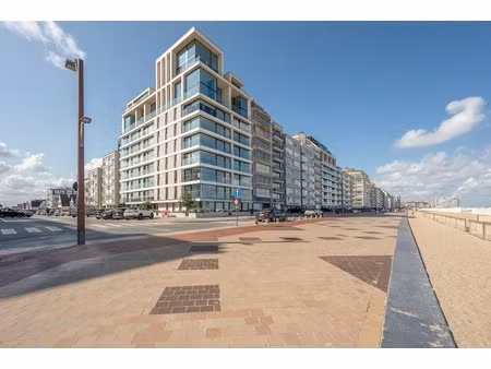 appartement te koop in knokke-heist met 2 slaapkamers