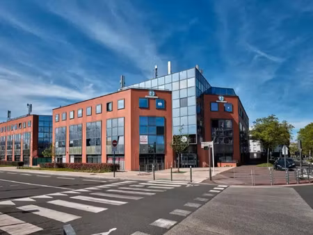 bureaux à louer à cergy 95800