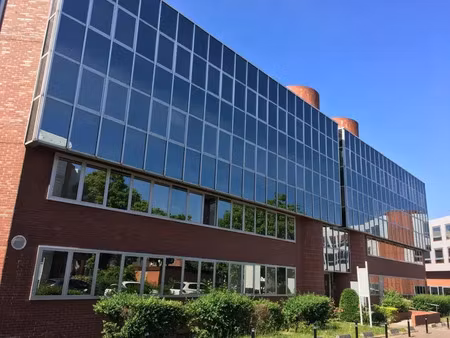 bureaux à louer à le pecq 78230