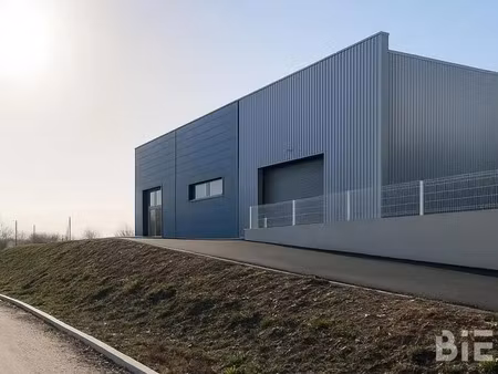 location entrepôt tresses 33370