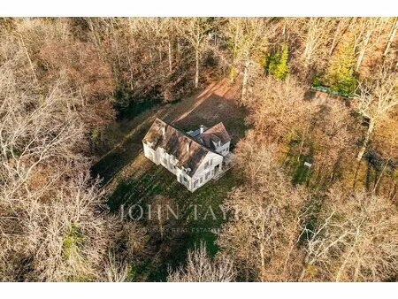 rochefort-en-yvelines – maison contemporaine au sein d'un parc de 1 6 hectares