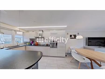 vente maison 4 pièces 104 m² à etrembières (74100)  549 000 €