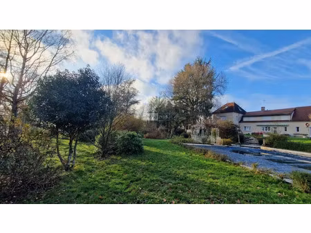 vente maison 14 pièces 300 m² à paray-le-monial (71600)  598 000 €