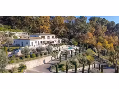villa avec piscine et terrasse saint paul de vence (06)