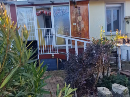 maison de village t3 avec bureau  garage et jardin soual