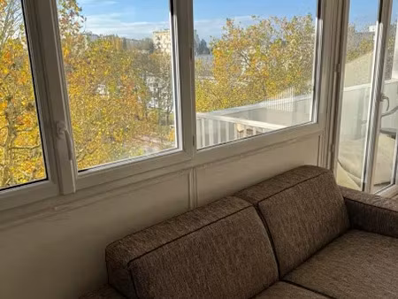 location meublée appartement 5 pièces 100 m² à bihorel (76420)  1 750 €