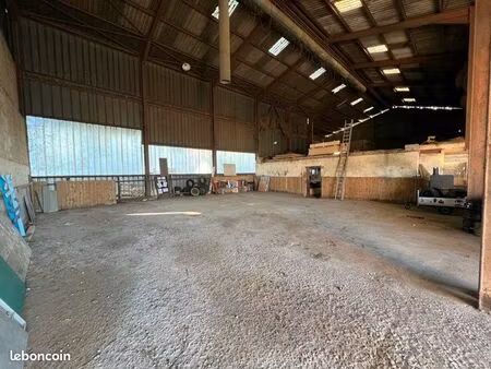 place stockage ou camping car/caravane