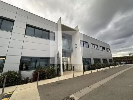 location bureau 206 m² à lyon 7 (69007)