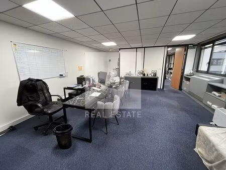 location bureau 120 m² à villeurbanne (69100)