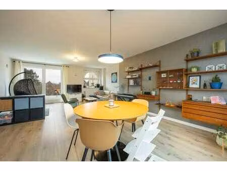 duplex spacieux avec garage à hoogstraten