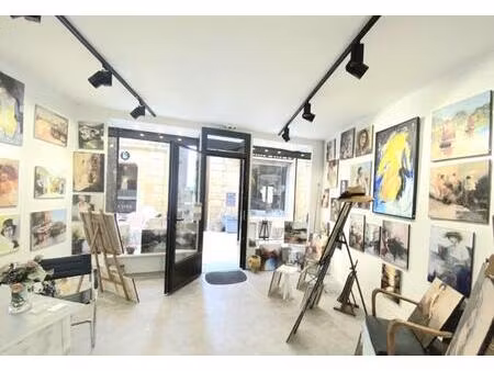 immeuble avec fond de commerce