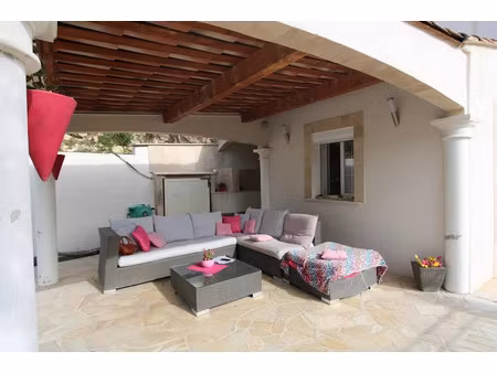 vente villa 4 pièces 131 m² à l'escarène (06440)  480 000 €