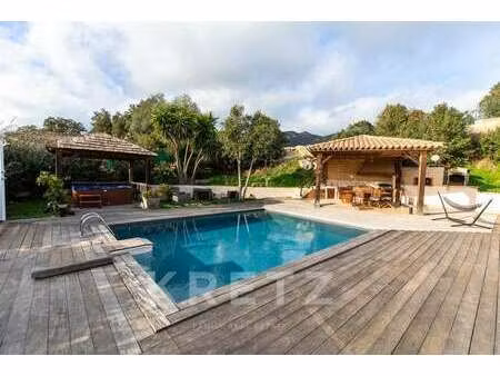 maison de luxe à vendre à zonza : 620 000 € | 137m²