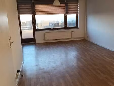 appartement 2 chambres+garage *peb b* offre apd 120000€