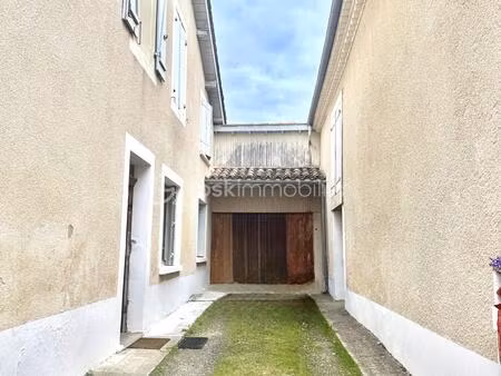 maison ancienne de 202 m² à puycasquier