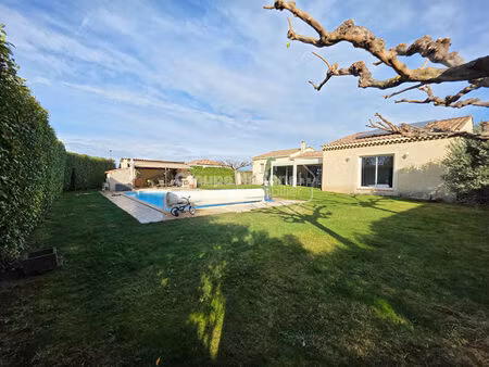 maison de plain-pied 159 m² avec appartement attenant et piscine à vinon-sur-verdon