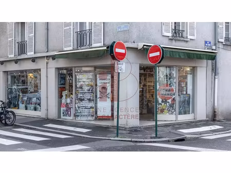 vente locaux professionnels 51.52 m² à fontainebleau (77300)  36 000 €