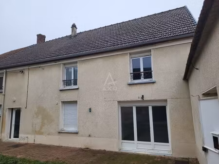 vente longere plivot  169m² 9 pièces 155 000€ avec garage